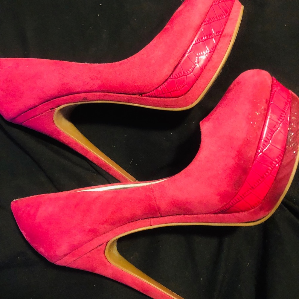 G by guess ezira-y Heels